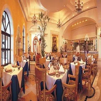 Aventura Cove Palace Puerto Aventuras 5*,